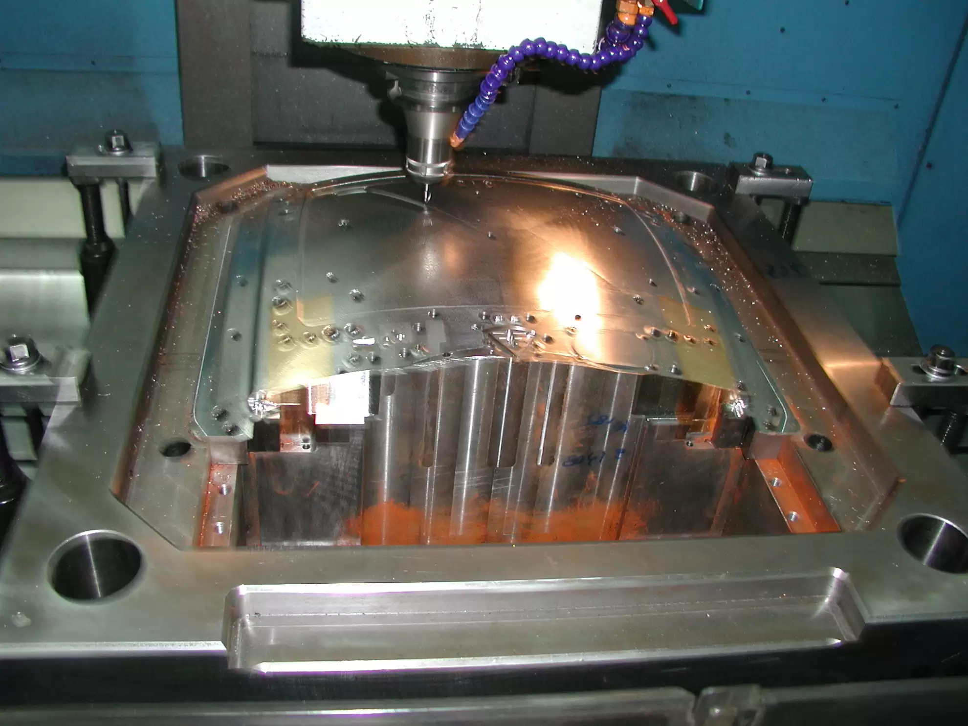 plastic mold manufacturing