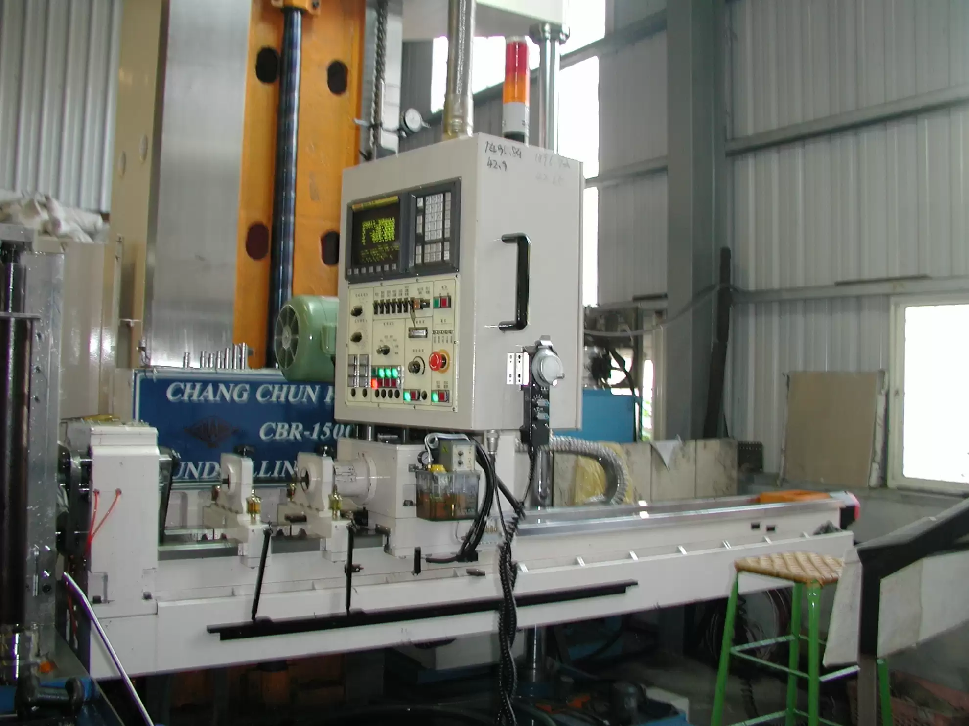 plastic mold manufacturing